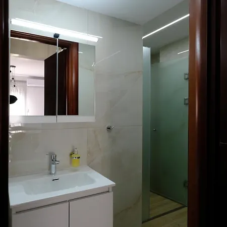 Apartament Blue House 1 Dráma